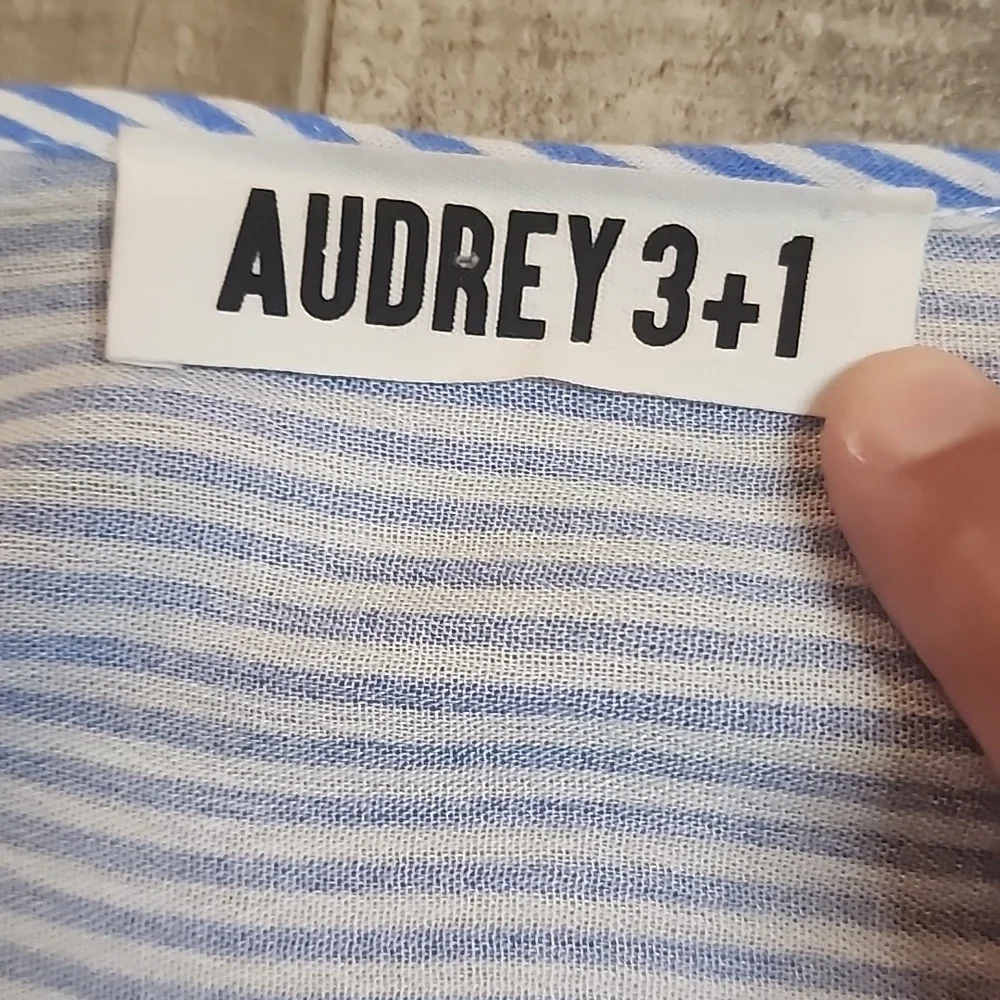 Audrey 3+1 brand blouse - Picture 5 of 10